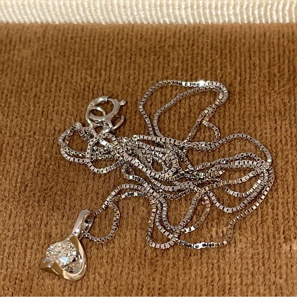 Solid 14K White Gold Natural Diamond Solitaire Pendant Box Link Chain Necklace - Picture 9 of 15